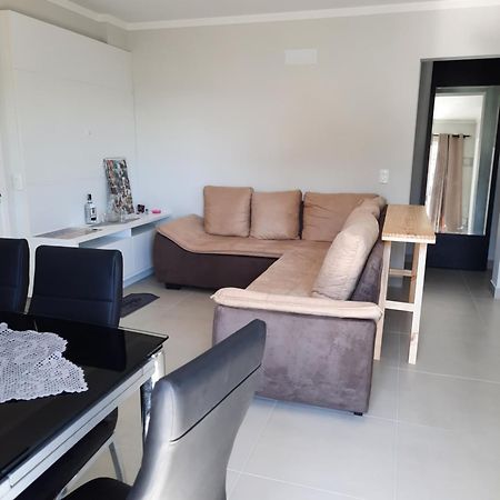 Agradavel Apartamento Em Bairro Silencioso... Balneário Camboriú Extérieur photo