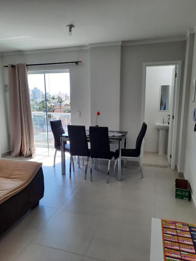 Agradavel Apartamento Em Bairro Silencioso... Balneário Camboriú Extérieur photo